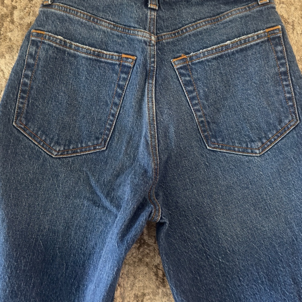 Abercrombie & Fitch 90’s Straight Jean Ultra High Rise